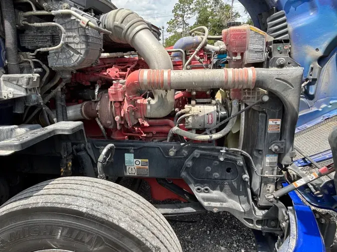 2022 Kenworth T680