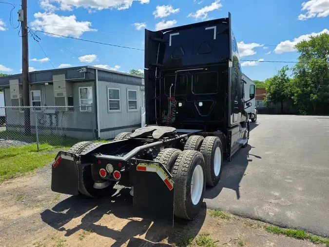 2023 FREIGHTLINER/MERCEDES NEW CASCADIA PX126644503d942797752b12b33a4d4af96c9a2