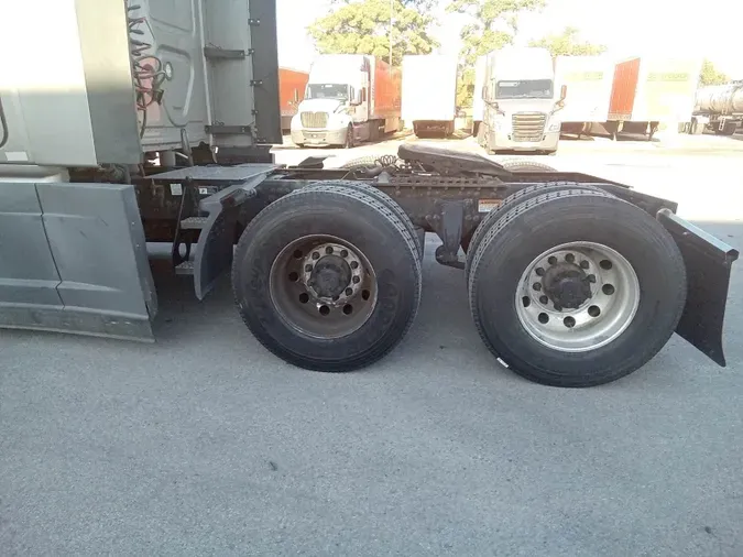 2023 Freightliner Cascadia 126