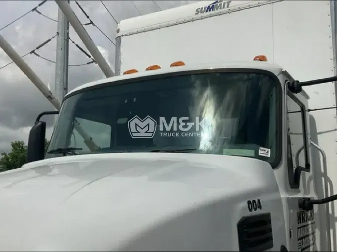 2023 MACK MD MD6