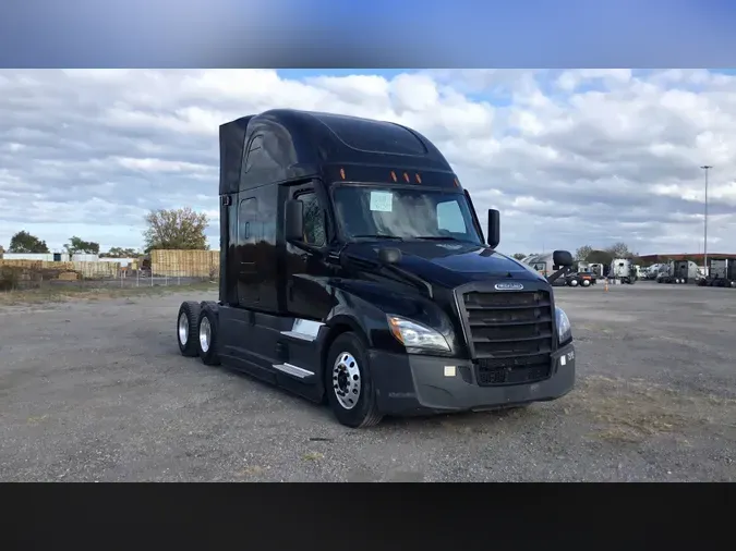2021 Freightliner Cascadia 12645050bae56a87b47a1f3a087637d32a9