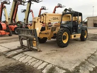 2015 Gehl DL12-55