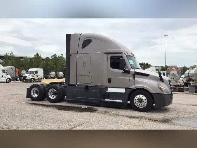 2023 Freightliner Cascadia