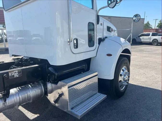 2020 Peterbilt 337