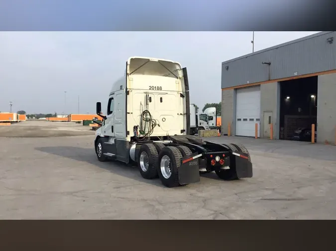 2020 Freightliner Cascadia