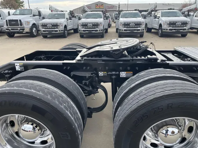 2022 Peterbilt 3894512de1cc3452ba19f27f706ee80898b