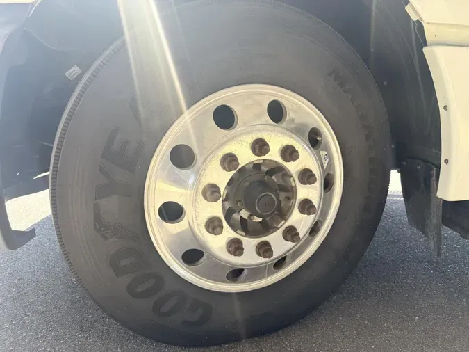 2020 International LT625