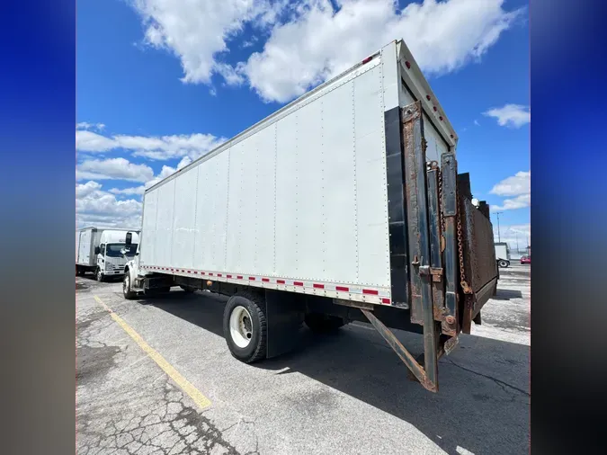 2019 FREIGHTLINER/MERCEDES M2 106