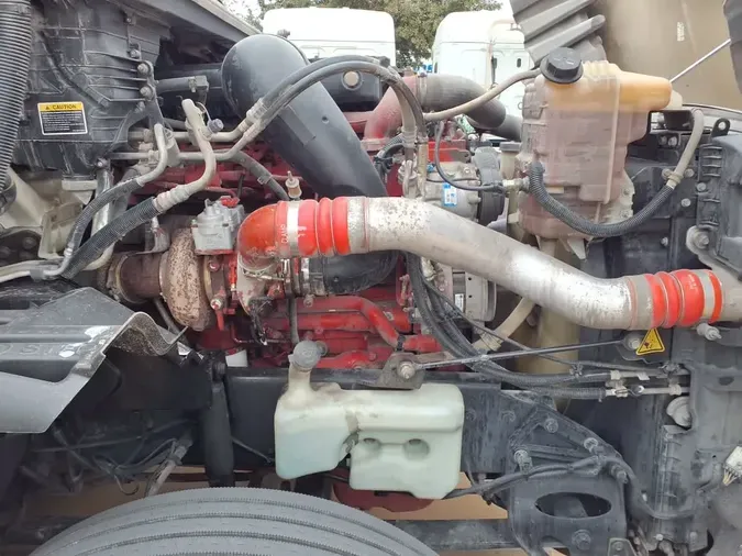 2020 NAVISTAR INTERNATIONAL LT625 SLPR CAB