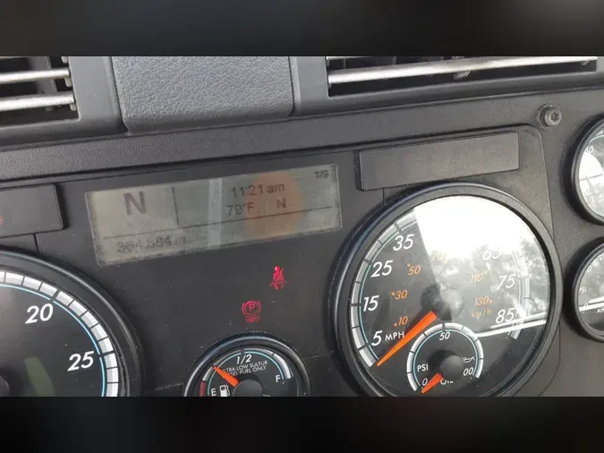 2019 Freightliner Cascadia 125