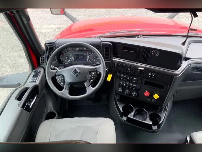 2023 INT LT625 6X4