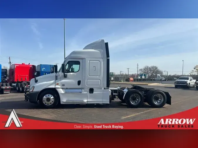 2020 FREIGHTLINER CASCADIA