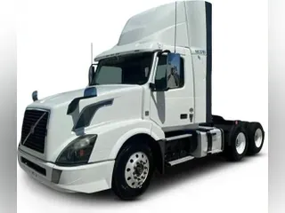 2018 Volvo VNL300