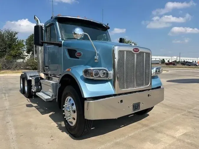 2022 Peterbilt 567