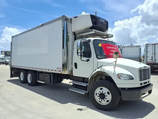2018 FREIGHTLINER M2 106