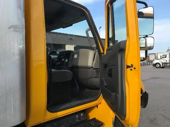 2019 International 4300