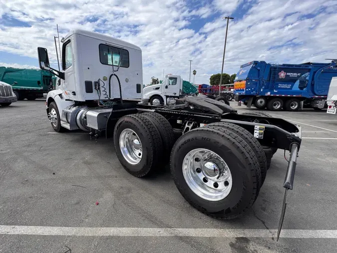 2021 Peterbilt 579