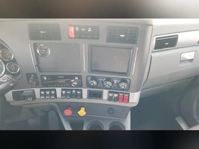 2021 KENWORTH T680