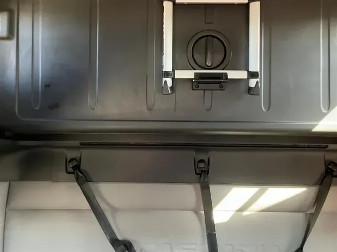2019 FREIGHTLINER CA126