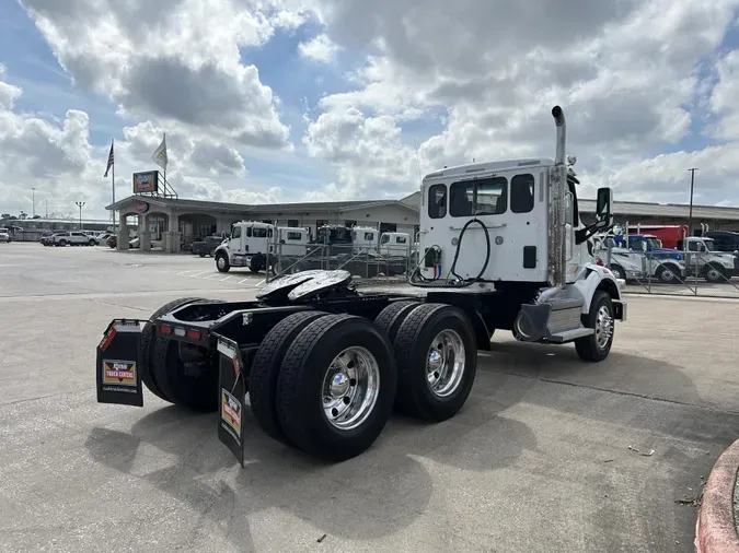 2020 Peterbilt 567