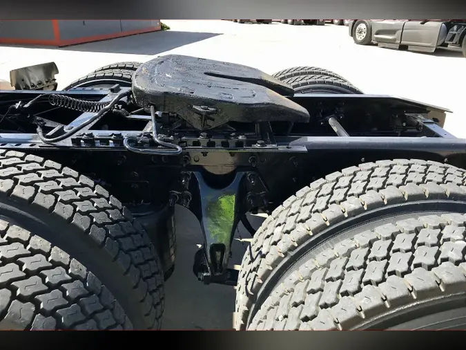 2019 INT LT625 6x4