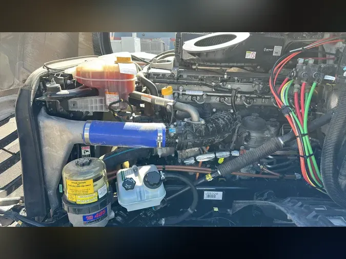 2024 Freightliner Cascadia 1264535edab35114076f2d60d59e9eadfa3