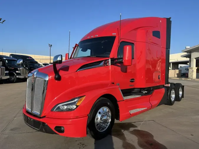 2024 Kenworth T680