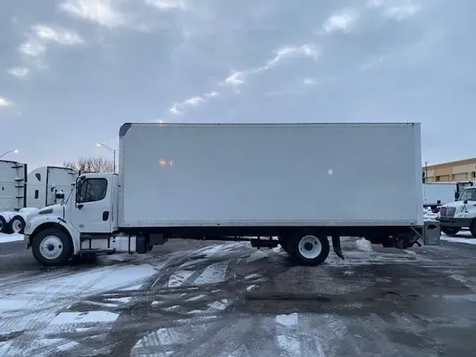 2022 Freightliner Business Class M2 106