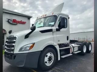 2018 FREIGHTLINER NEW CASCADIA PX12664