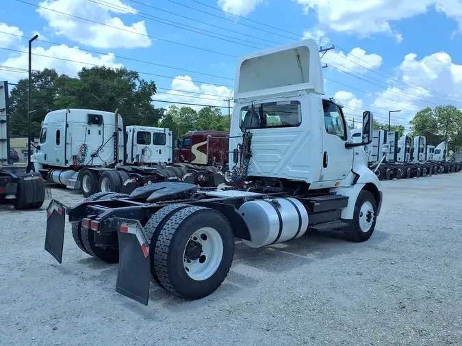 2020 NAVISTAR INTERNATIONAL RH613 DAYCAB S/A