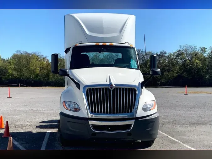 2021 INT LT625 6x4