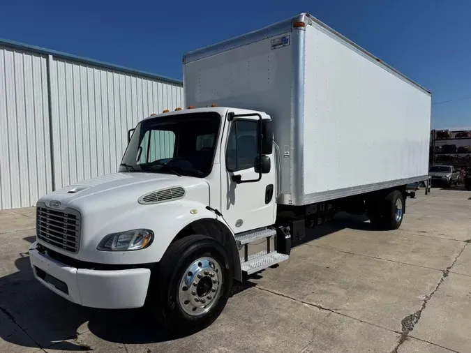 2019 Freightliner Business Class M2 106