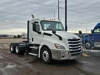 2020 Freightliner New Cascadia