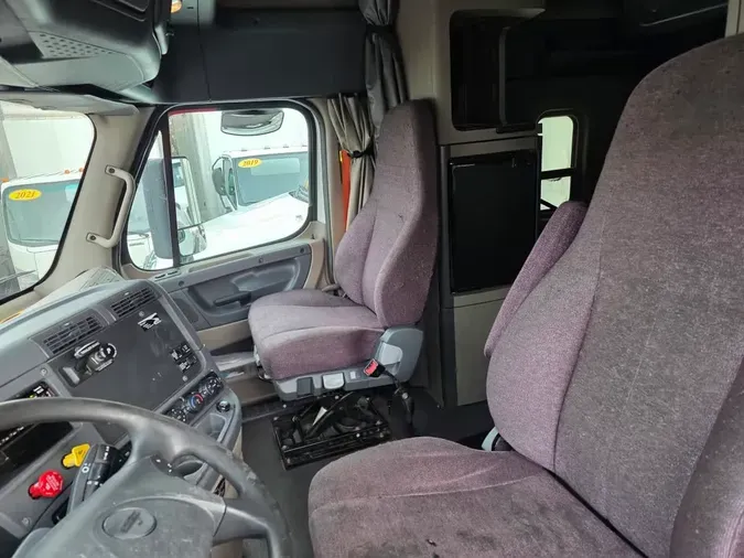 2020 FREIGHTLINER/MERCEDES CASCADIA 125453f20465f57d84a126251c56baf957a