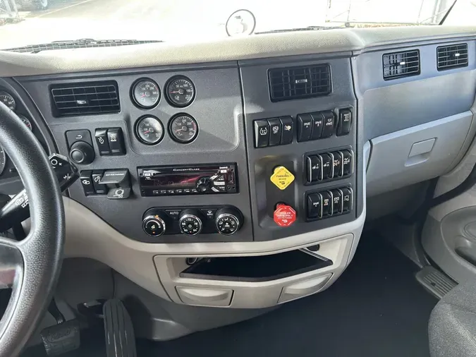 2021 Peterbilt 567