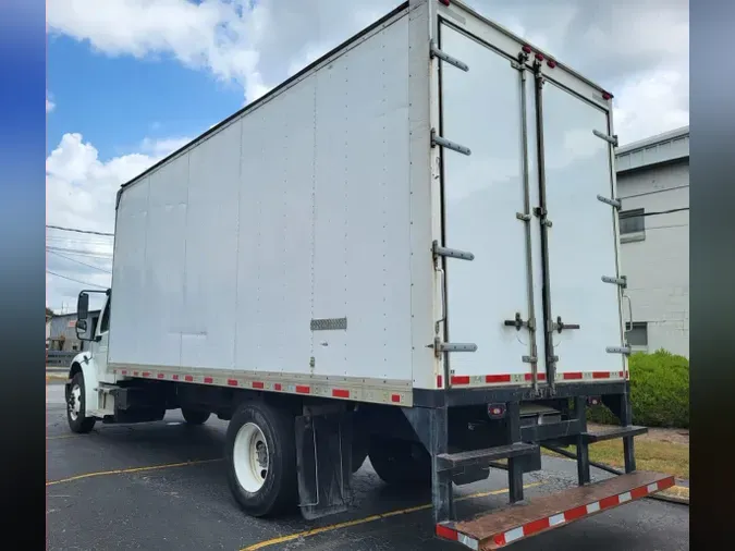 2018 FREIGHTLINER/MERCEDES M2 106