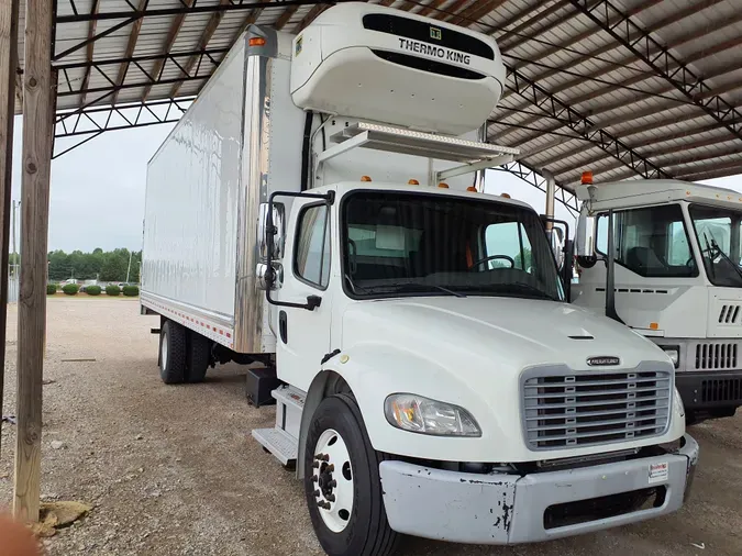 2017 FREIGHTLINER/MERCEDES M2 106