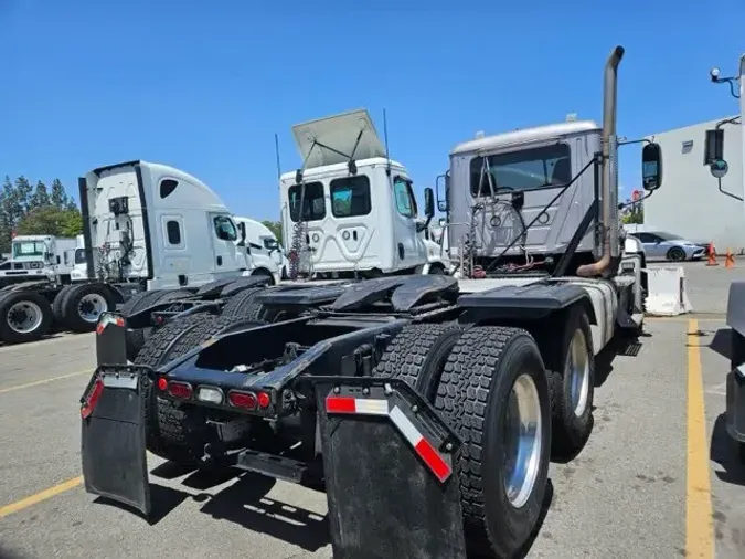 2017 MACK TRUCKS, INC. CXU600