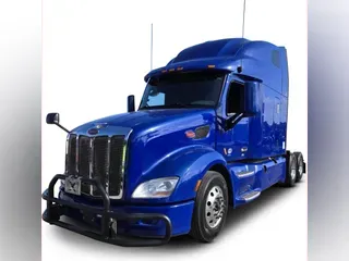2022 Peterbilt 579