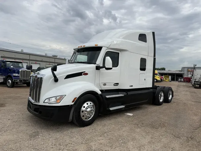 2022 Peterbilt 579454e92622d6a71f370d63c72a7838834