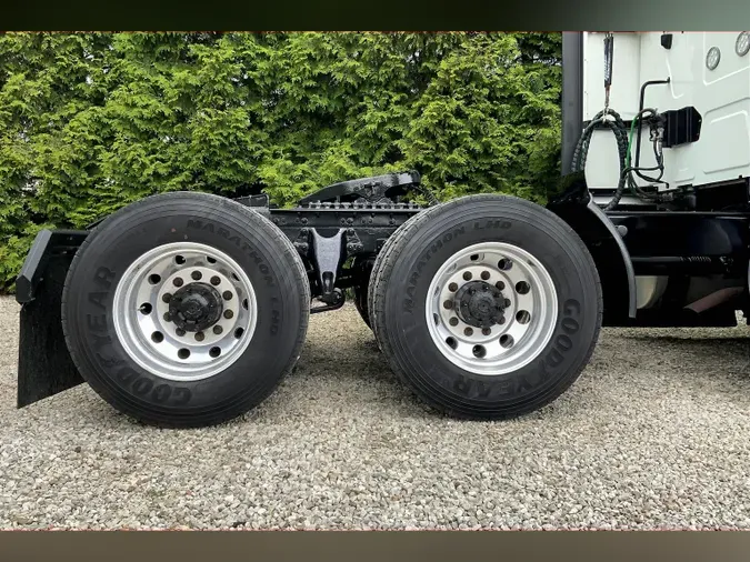 2022 INT LT625 6x4