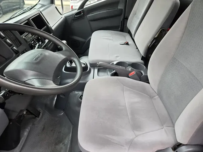 2020 Isuzu NPR-XD