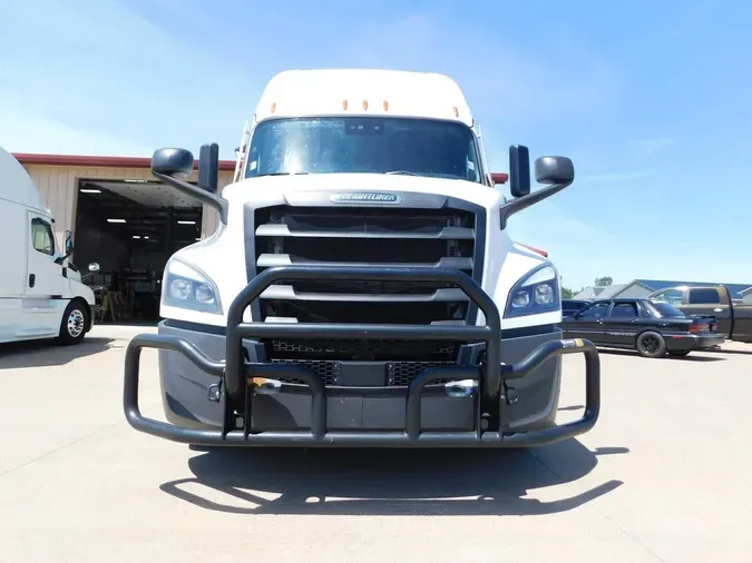 2022 Freightliner New Cascadia 126