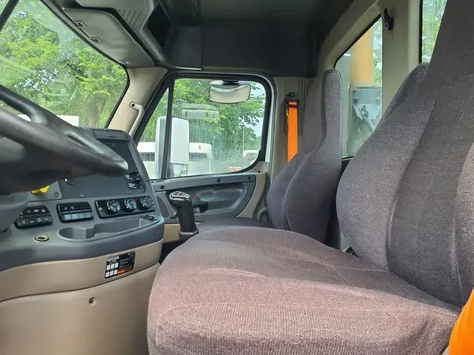 2020 FREIGHTLINER CASCADIA 125