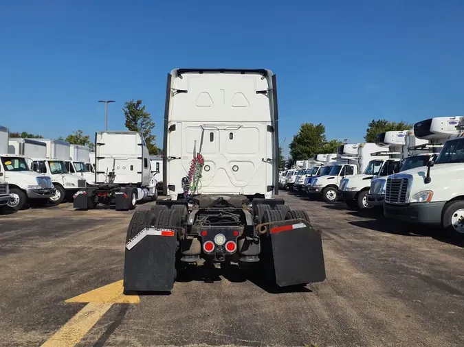 2020 FREIGHTLINER/MERCEDES NEW CASCADIA PX12664