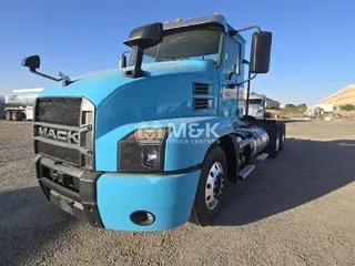 2020 MACK ANTHEM AN64T