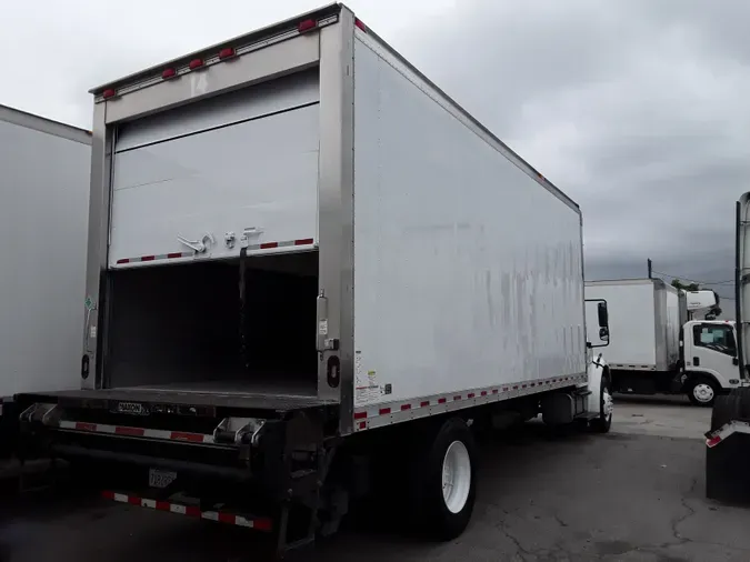 2017 FREIGHTLINER/MERCEDES M2 106