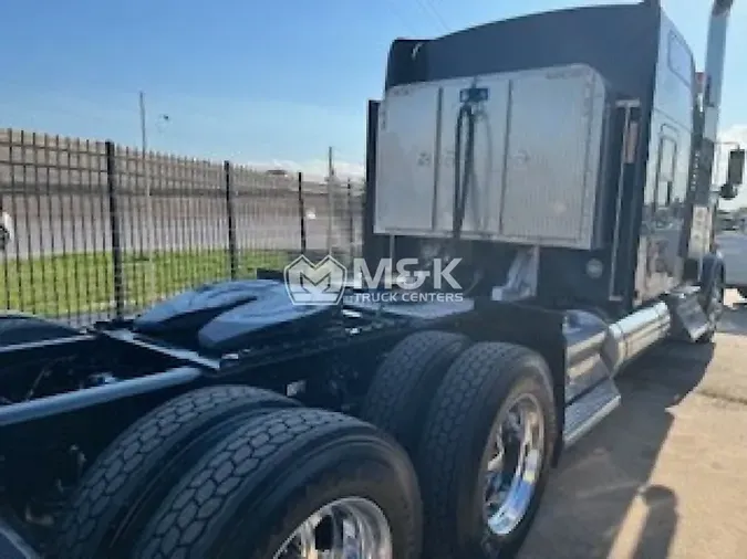 2022 KENWORTH W900L