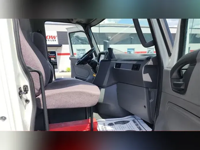 2020 INTERNATIONAL LT