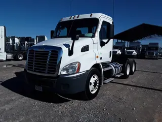 2017 FREIGHTLINER/MERCEDES CASCADIA 113